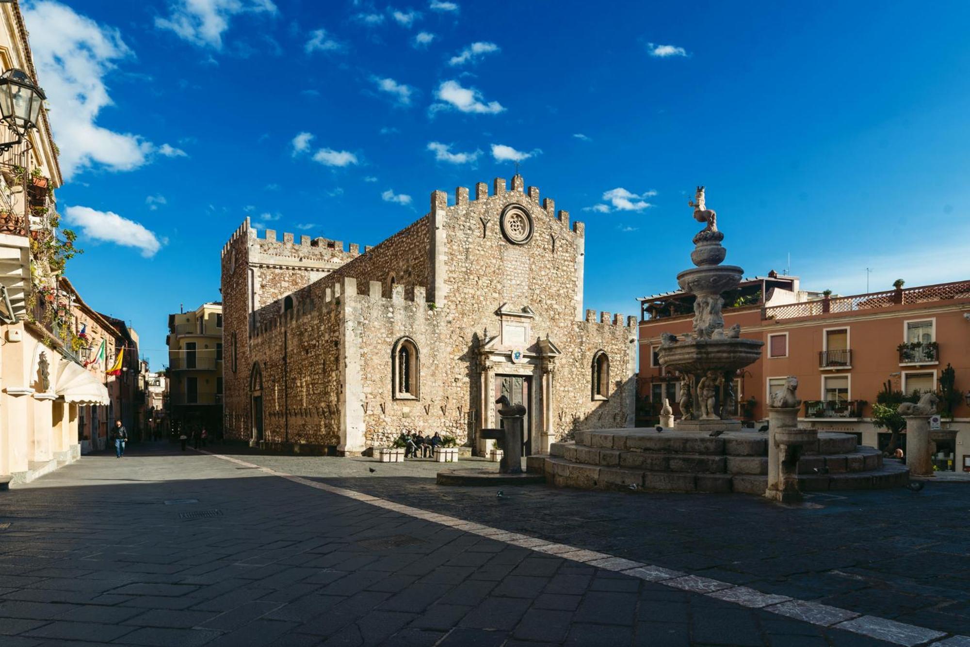 Duomo Square Apartment Taormina Zewnętrze zdjęcie